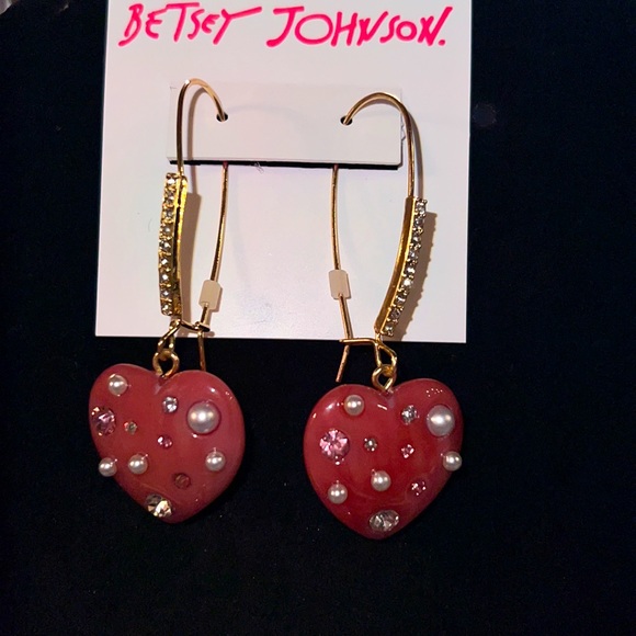 New Betsey Johnson Stone Heart Dangle Earrings - Picture 4 of 15